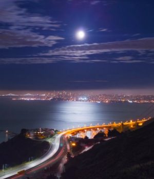 Google Researcher Shows Dramatic Edges of Nighttime Mobile Photography Nighttime Mobile Photography