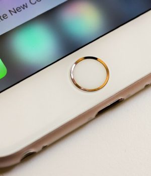 RIP Home Button. The Final Leak of iPhone 8 is the Biggest One Yet. RIP iPhone 8 home button