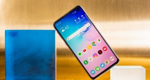 Samsung Galaxy S10E Review